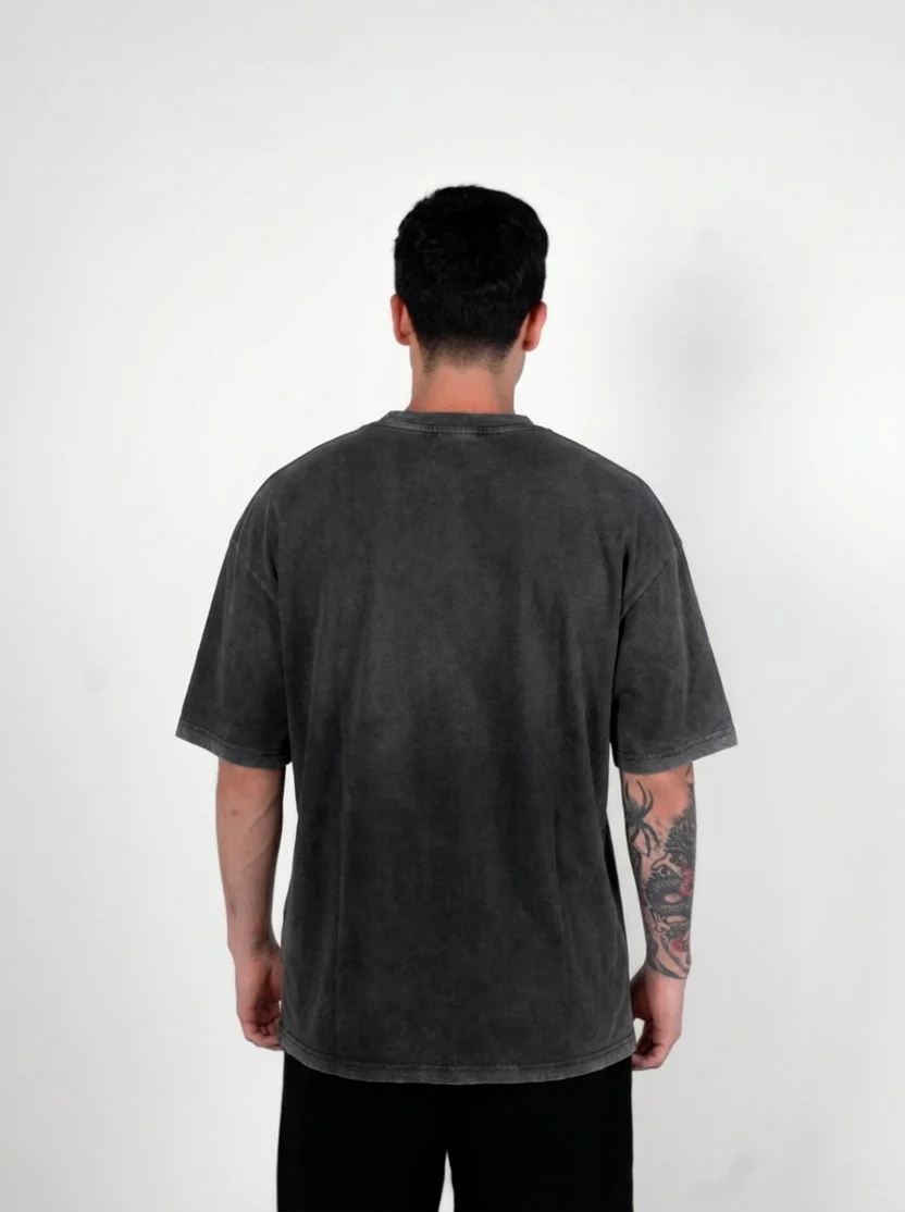 T-SHIRT OVERSIZE FOCALIZADO '20/1' miniatura 4